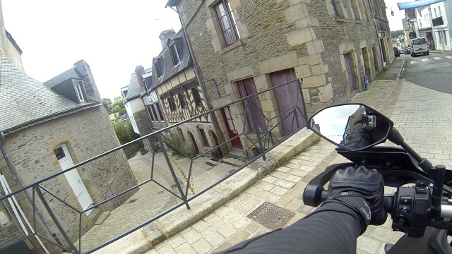 2019-08-18-retour de bretagne (10).Movie Instantané