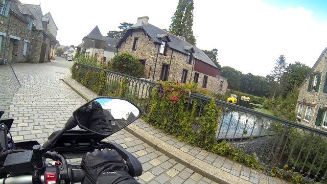 2019-08-18-retour de bretagne (21).Movie Instantané