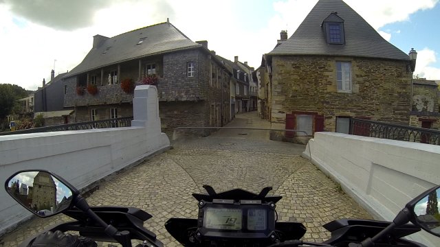 2019-08-18-retour de bretagne (24).Movie Instantané