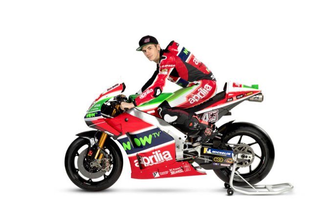 scott-redding-aprilia-rs-gp-2018-19-
