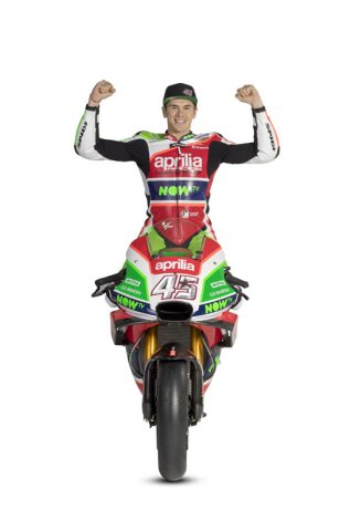 scott-redding-aprilia-rs-gp-2018-25-