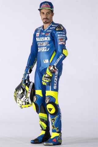 2018-team-suzuki-ecstar-andrea-iannone3