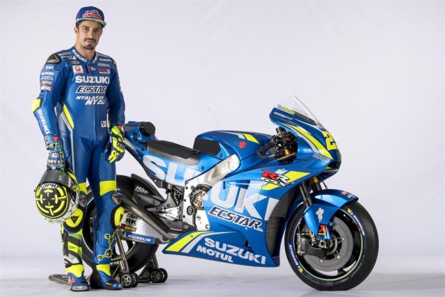 2018-team-suzuki-ecstar-andrea-iannone7