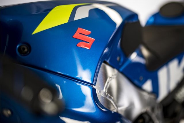 2018-team-suzuki-ecstar-gsxrr14