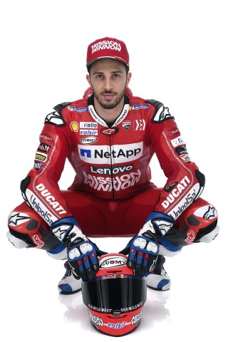 Andrea-Dovizioso-06 UC70018 Low