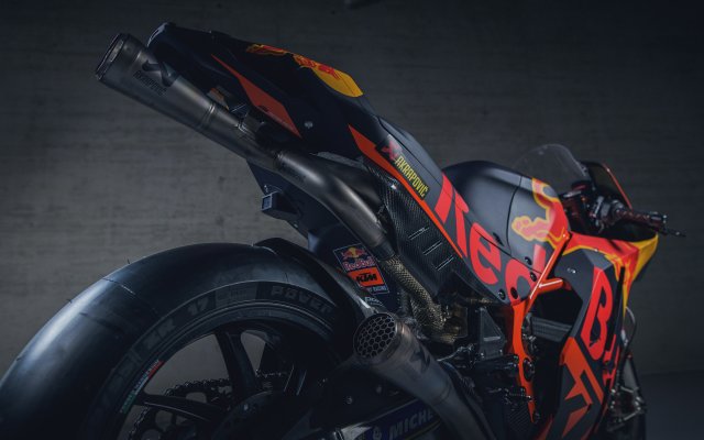267075 MotoGp 44 Espargaro Red Bull KTM Factory Racing-340