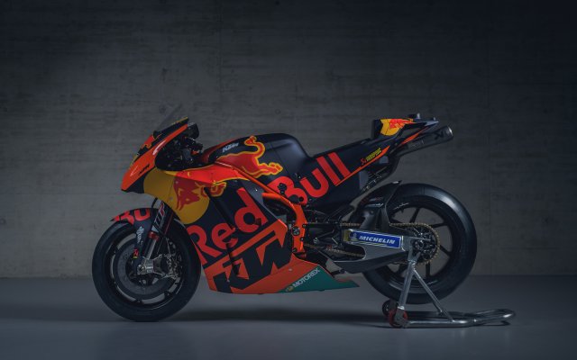 267078 MotoGp 44 Espargaro Red Bull KTM Factory Racing-346