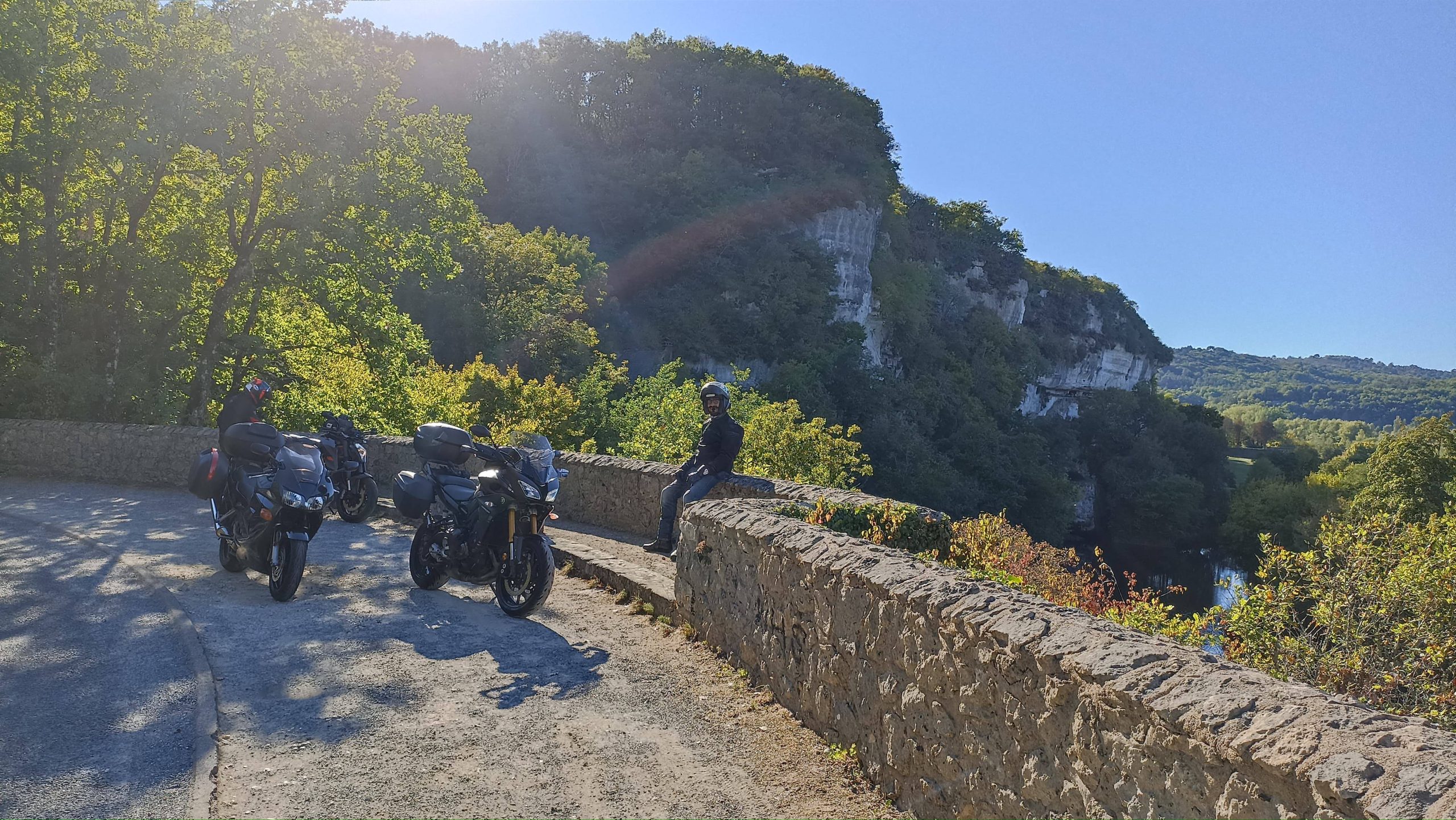 Le Périgord et l’Auvergne avec Fred et Niko… Episode 01 !