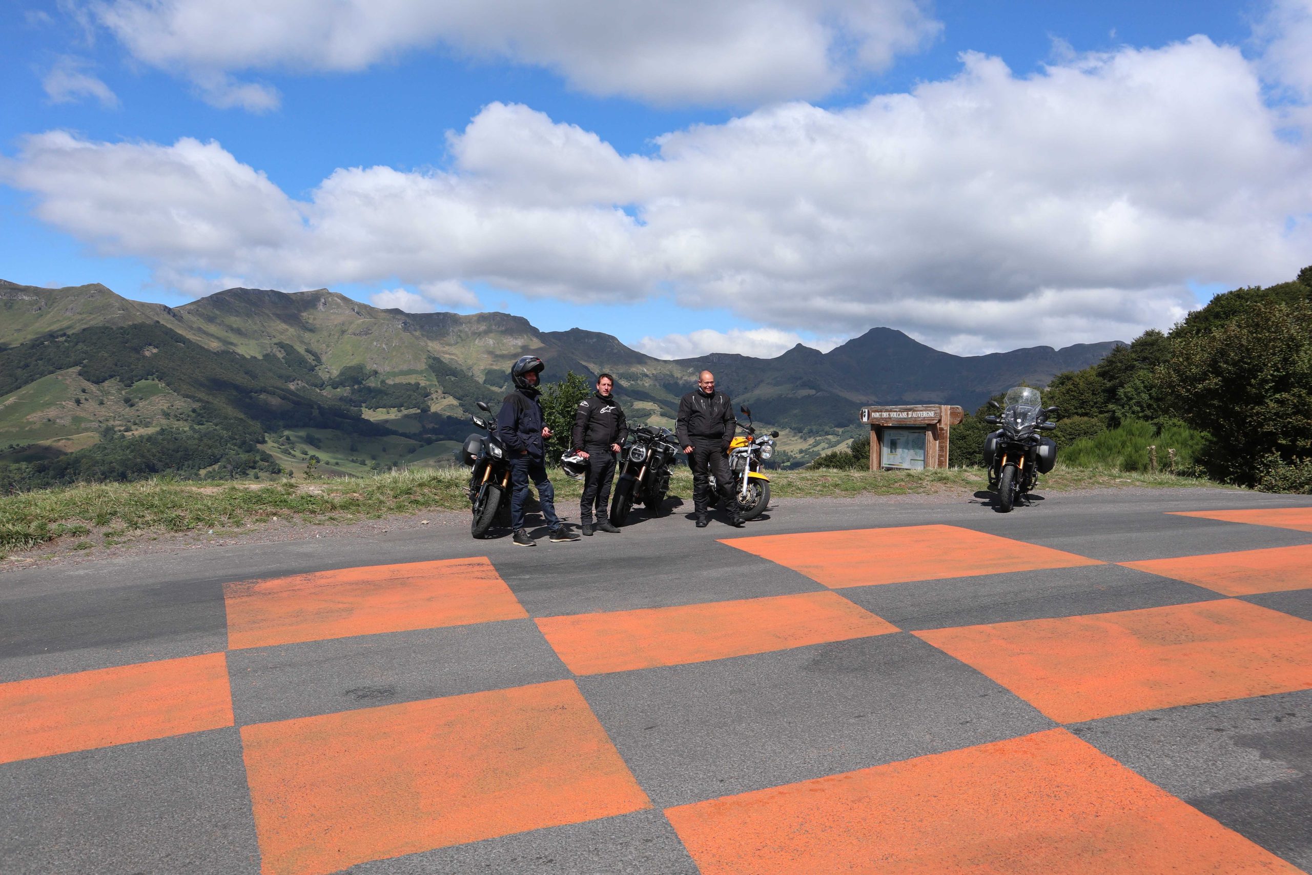 Roadtrip en Auvergne avec les copains